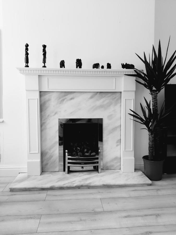 Gorgeous Stylish Cheri Victorian House In Manchester Villa Luaran gambar